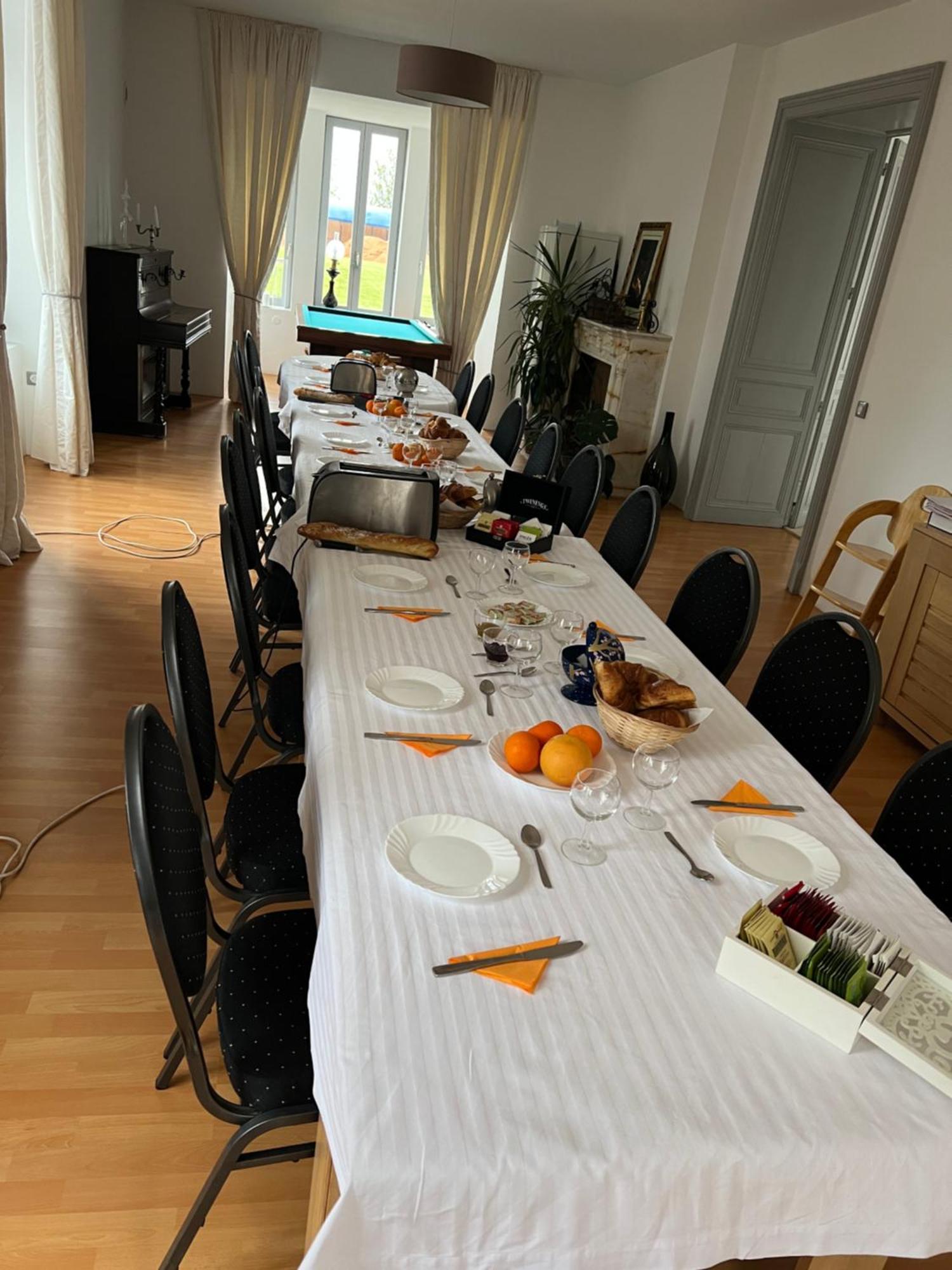 לינה וארוחת בוקר מונטמארו Chateau Camus מראה חיצוני תמונה